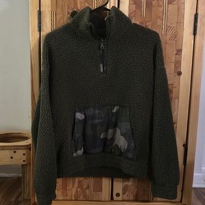 Offline by Aire half zip